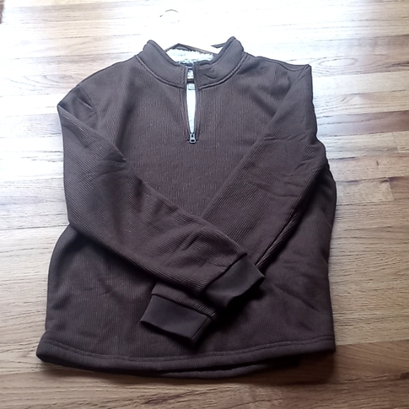 Super warm pullover size large never worn - Picture 1 of 3